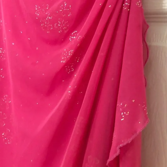 Vintage City Triangles Hot Pink Glitter Ruched Gown Dress with side Ruffles - Picture 3 of 6